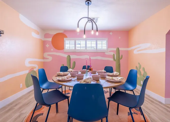 Сasa de vacaciones Fun Themed With Games And Cowboy Pool Scottsdale