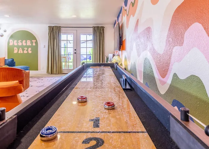 Fun Themed With Games And Cowboy Pool Сasa de vacaciones